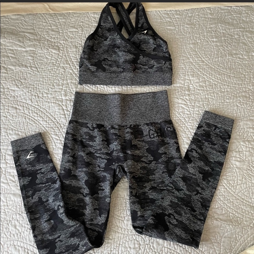Gymshark Leggings and Sports Bra Camo Adapt Set